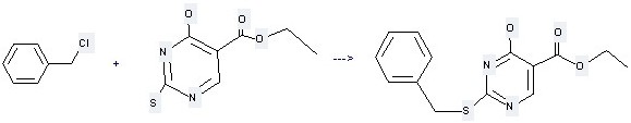 chloromethyl-benzene and 5-Pyrimidinecarboxylicacid, 1,2,3,4-tetrahydro-4-oxo-2-thioxo-, ethyl ester can be used to produce 2-benzylsulfanyl-4-hydroxy-pyrimidine-5-carboxylic acid ethyl ester